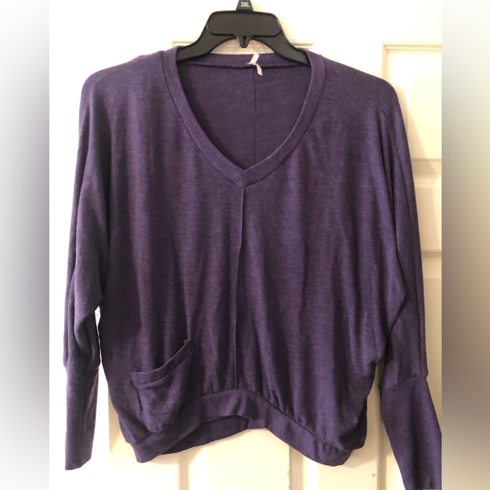 Relaxed V-Neck Purple Women's cropped Pullover Hoodie
